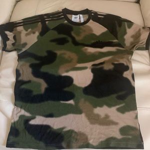 Adidas army fatigue tee